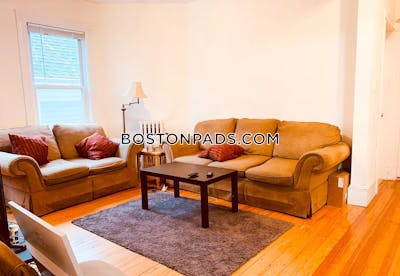 Mission Hill 4 Bed, 1 Bath Unit Boston - $4,900
