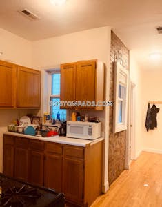 Mission Hill 4 Beds 1 Bath Boston - $4,000