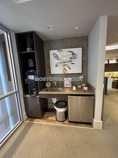 Cambridge Cambridge Park , 1 Bed 1 Bath in Alewife  Alewife - $3,243