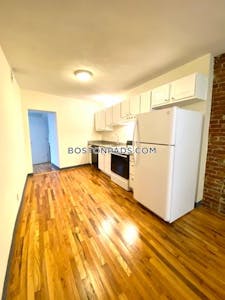 Mission Hill 3 Beds 1 Bath Boston - $3,800