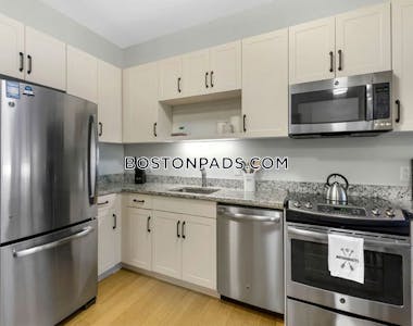 Jamaica Plain Studio No Bath Boston - $2,785 No Fee