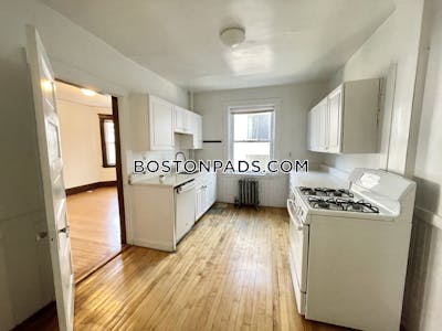 Cambridge 3 Beds 1 Bath  Central Square/cambridgeport - $3,850 No Fee