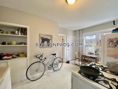 Cambridge Quaint 2BD 1BA Cambridge Apartment Near Central Square  Central Square/cambridgeport - $3,375 No Fee