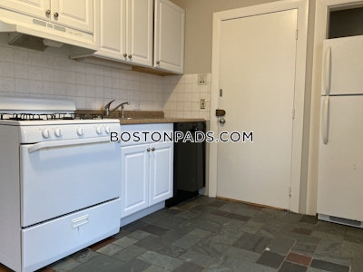 Cambridge Studio 1 Bath  Central Square/cambridgeport - $2,400 No Fee