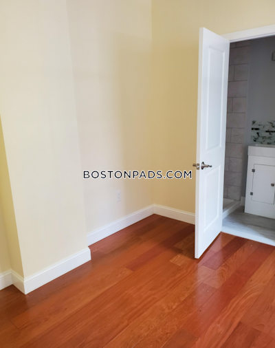 Cambridge Nice 2 Bed 2 Bath available 9/1 on Hancock St. in Cambridge   Central Square/cambridgeport - $3,250