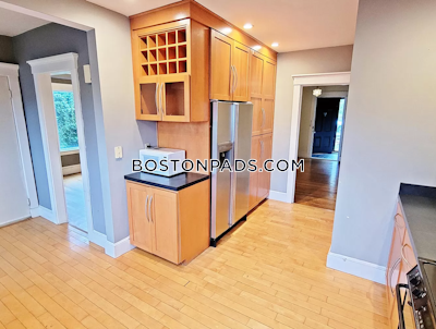 Brookline 3 Bed 1 Bath BROOKLINE- WASHINGTON SQUARE $4,400  Washington Square - $4,500