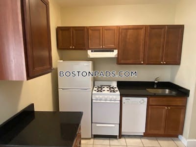 Northeastern/symphony 2 Bed 1 Bath on Hemenway St in BOSTON Boston - $4,180 No Fee