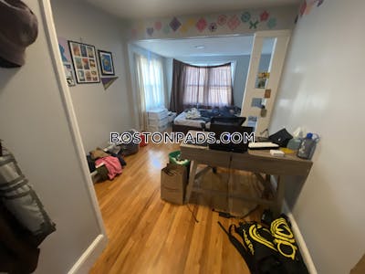 Somerville 5 Bed 2 Bath SOMERVILLE  Tufts - $4,450 No Fee