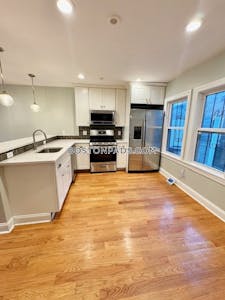 Fort Hill 4 Beds 2 Baths on Saint James Pl Townhouse in Boston Boston - $4,300 No Fee