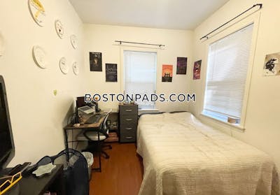 Mission Hill 4 Bed, 1.5 Bath Unit Boston - $4,500