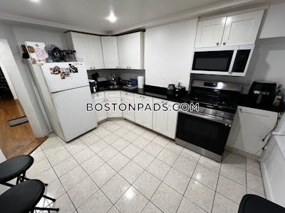 Mission Hill 3 Beds 1 Bath Boston - $3,850