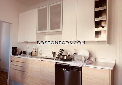 Dorchester/south Boston Border Apartment for rent 4 Bedrooms 1 Bath Boston - $2,900