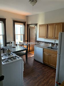 Cambridge 3 Beds 1 Bath  Central Square/cambridgeport - $3,600