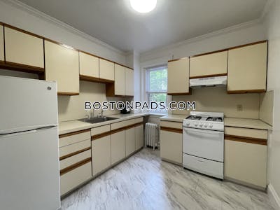 Cambridge 1 Bed 1 Bath  Harvard Square - $3,195 No Fee