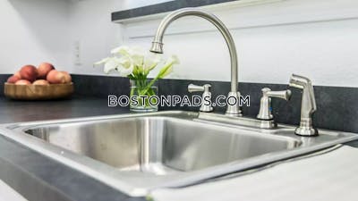 Braintree Apartment for rent 3 Bedrooms 1 Bath - $3,905