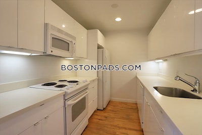 Salem 2 Bed 2 Bath SALEM $2,800 - $2,950 No Fee