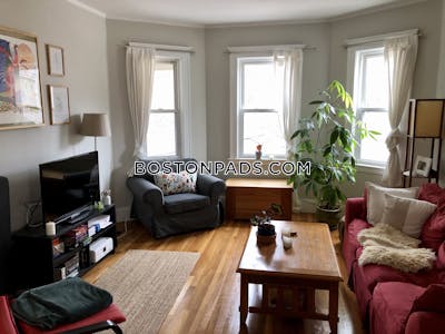 Jamaica Plain Apartment for rent 3 Bedrooms 1 Bath Boston - $3,400 No Fee