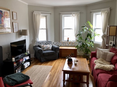 Jamaica Plain Apartment for rent 3 Bedrooms 1 Bath Boston - $3,400 No Fee