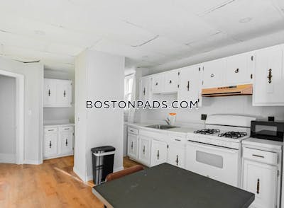 East Boston 4 Beds 1 Bath Boston - $3,800 No Fee